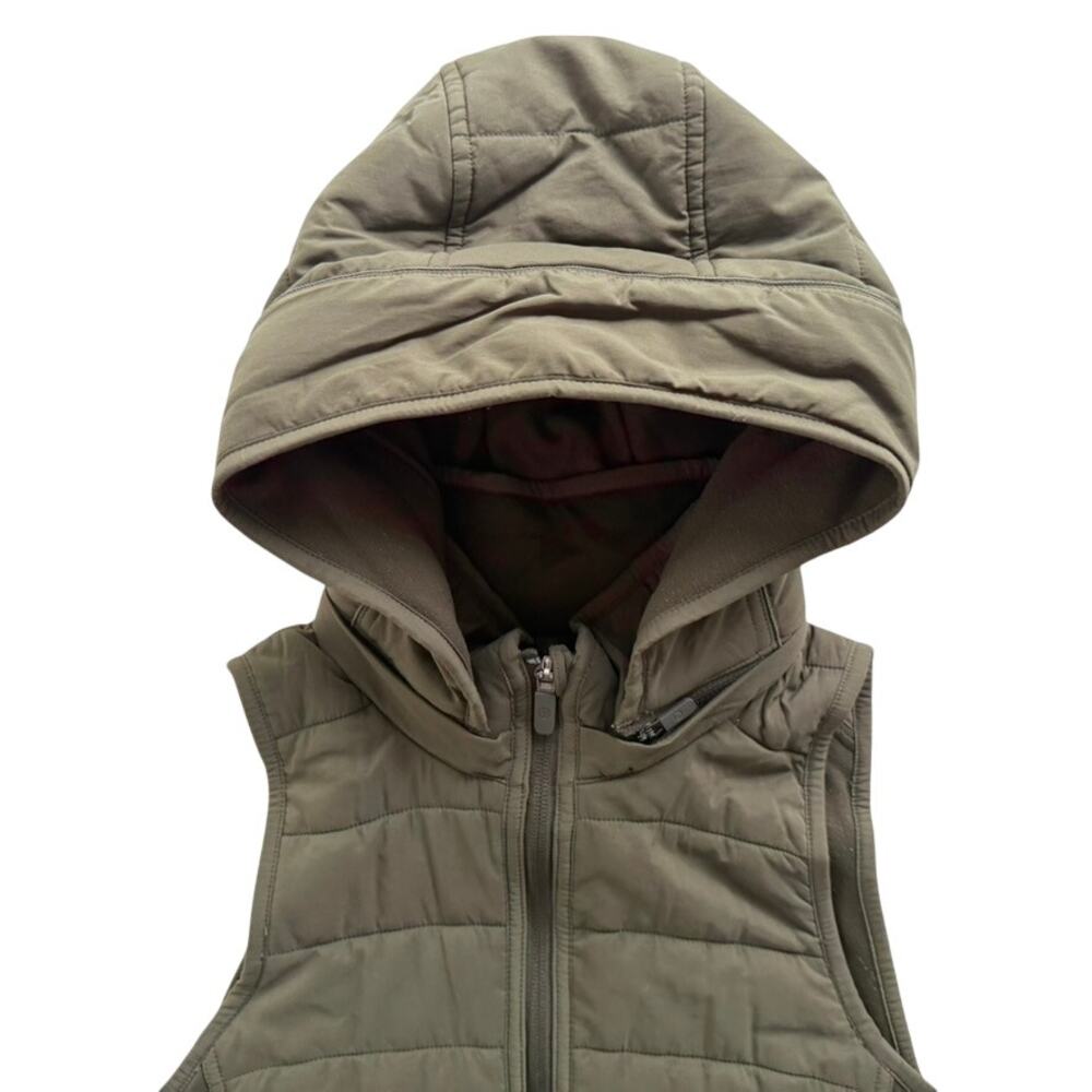 Lululemon Extra Mile Vest Size 6 Dark Olive Green Layer Ski Outdoors Run Gym - Picture 5 of 8
